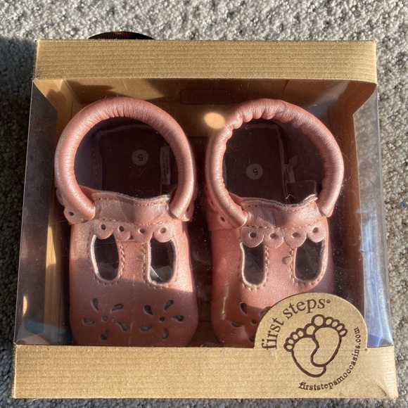 COPY - First steps pink Mary Jane size 5 - Picture 2 of 5